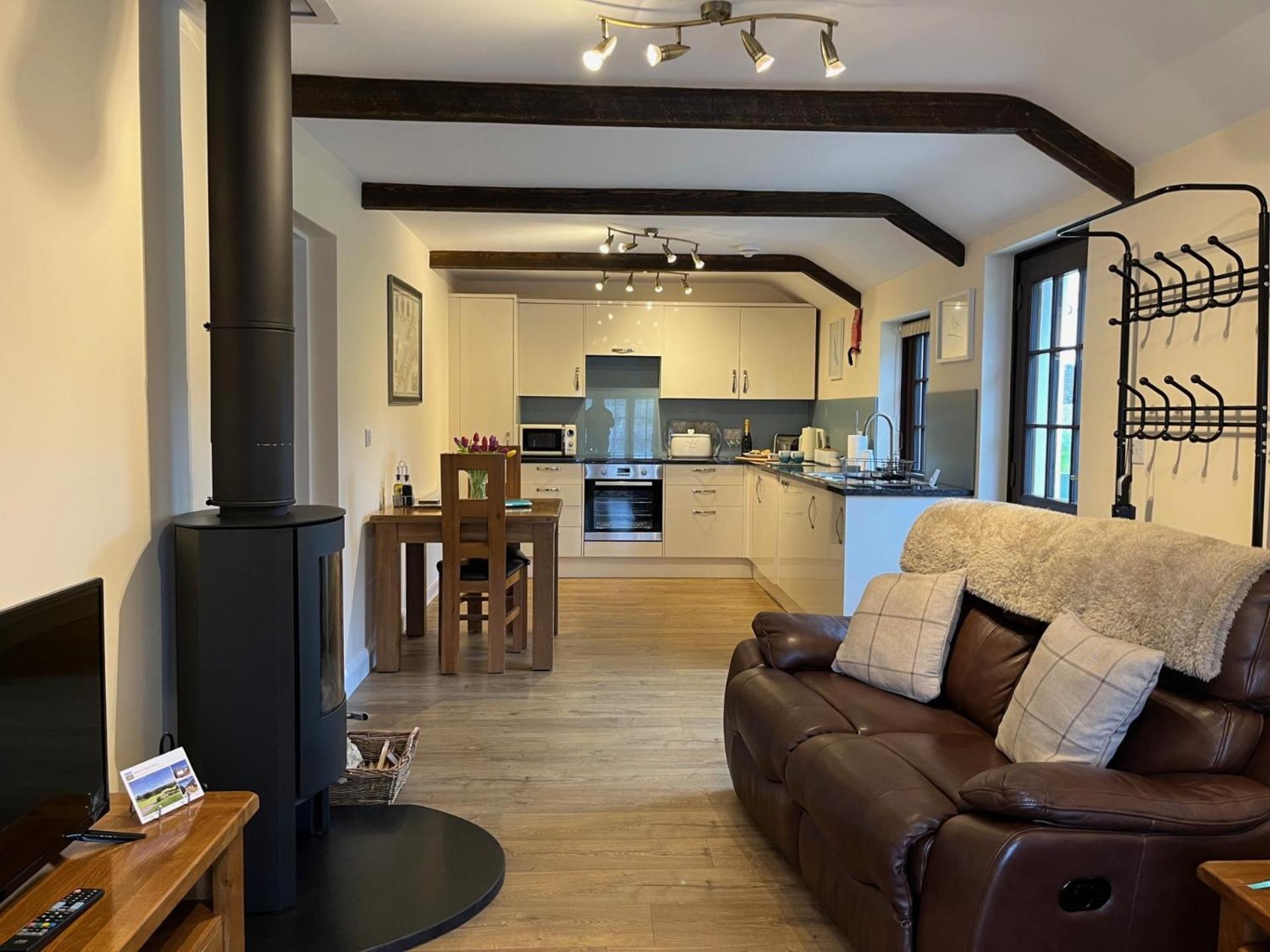Maple & Beech Barns Apartment ทรูโร ภายนอก รูปภาพ